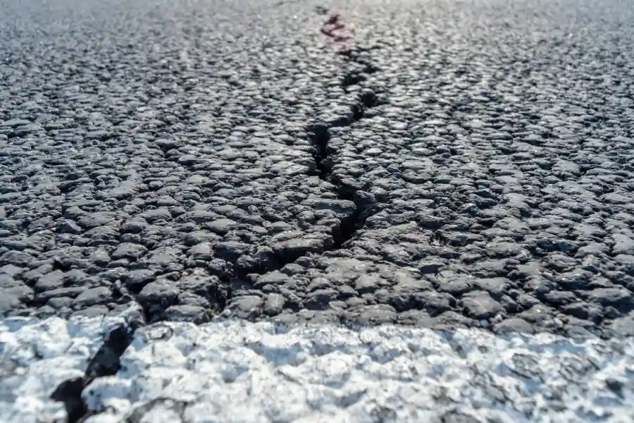 Signs Your Asphalt Needs Professional Crack Filling Santa Rosa, CA Signs Your Asphalt Needs Professional Crack Filling Santa Rosa, CA